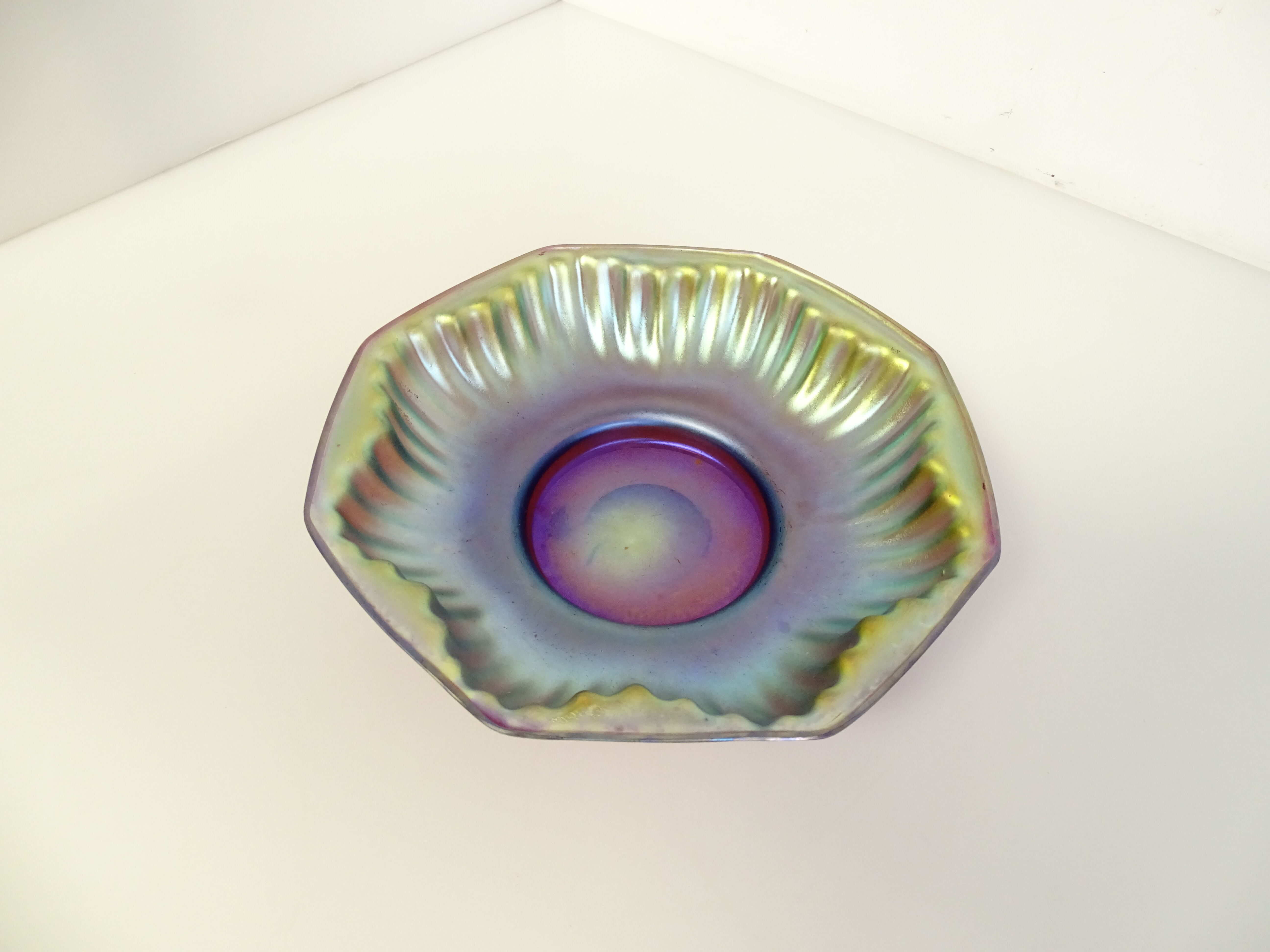Austrian iridescent glass cup 1900 Loetz Kralik