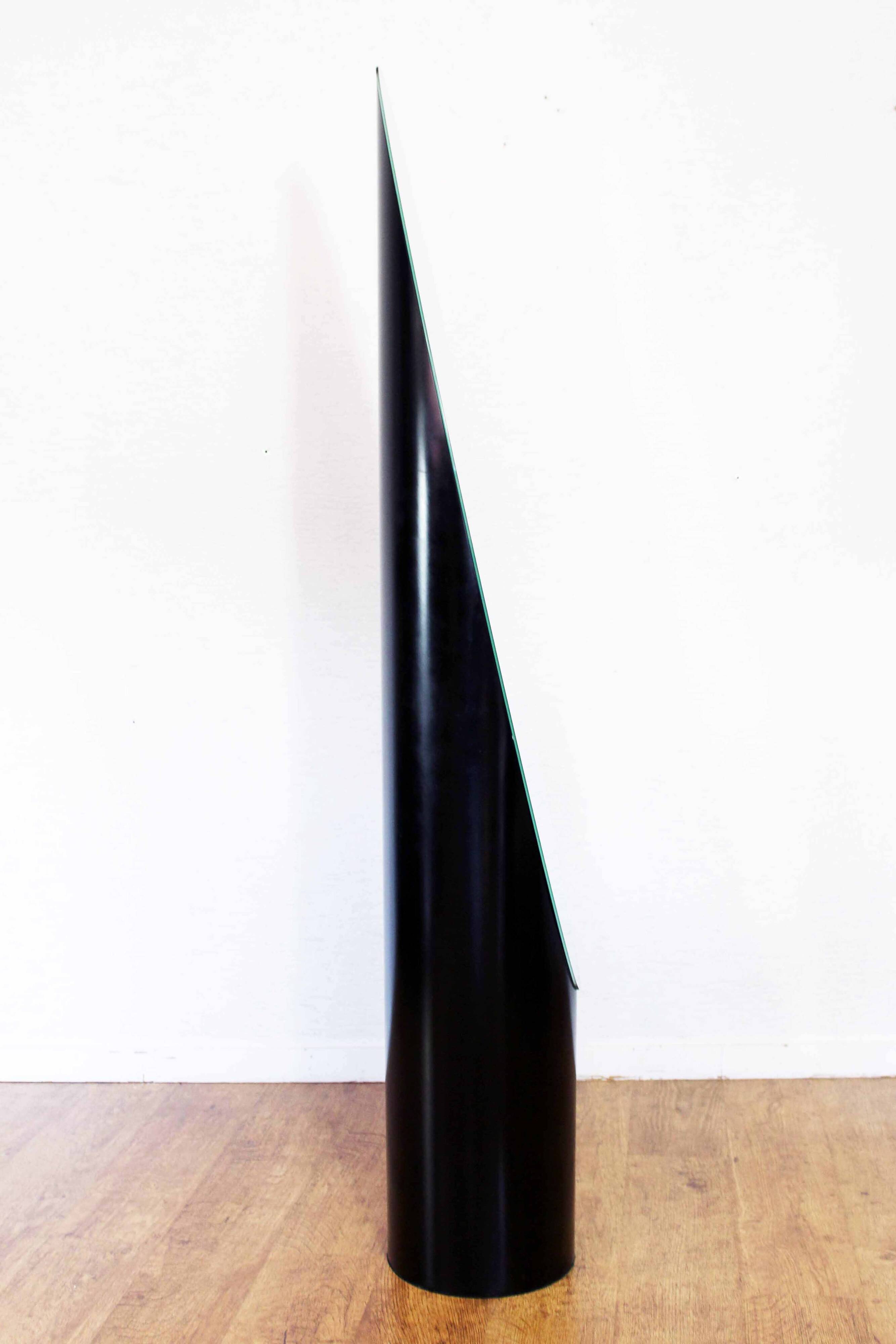 Lipstick mirror black