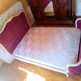 Lit baroque in red velvet