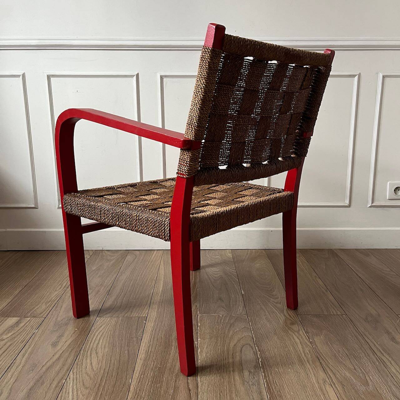 Vintage armchair in red wood and rope