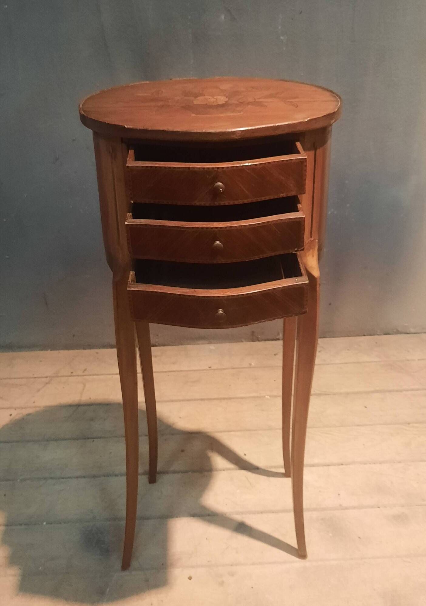 Chevet marquetté style Louis XV