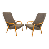 Fauteuils modernes du milieu du siècle Ton 947 par Antonín Šuman