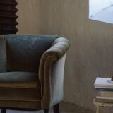 Mid-20th century, pair of Danish shell lounge chairs in green velvet, 1940s.