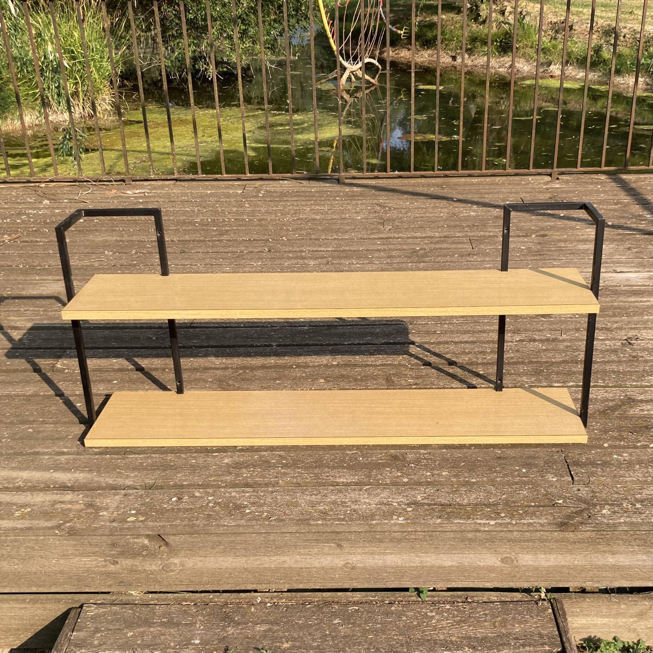 "SHELF 'SCANDINAVIAN DESIGN 1950'."