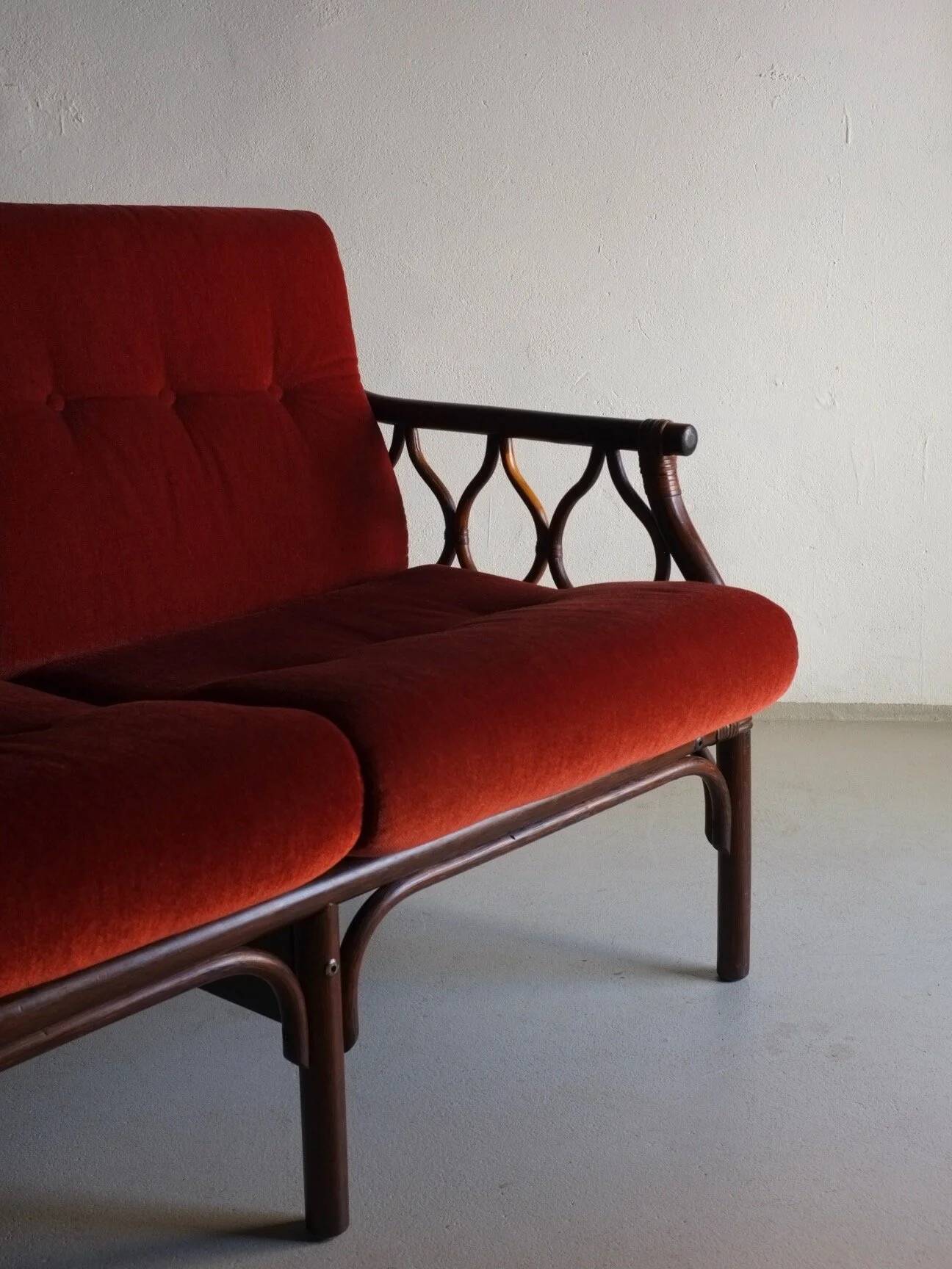 Red velour dark rattan 2-seater sofa | 1980s