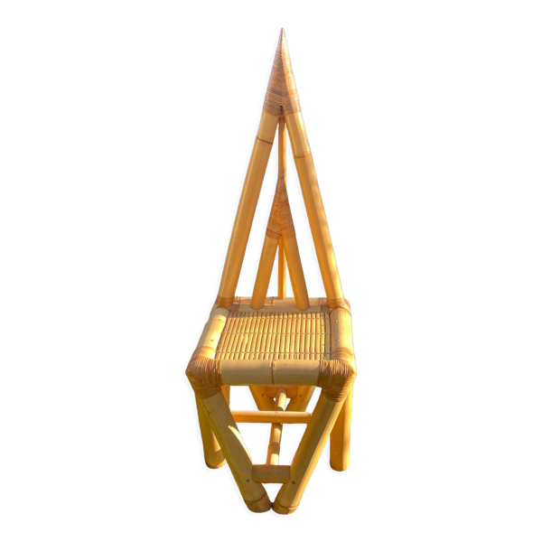 Chaise triangle design 50 en bambou