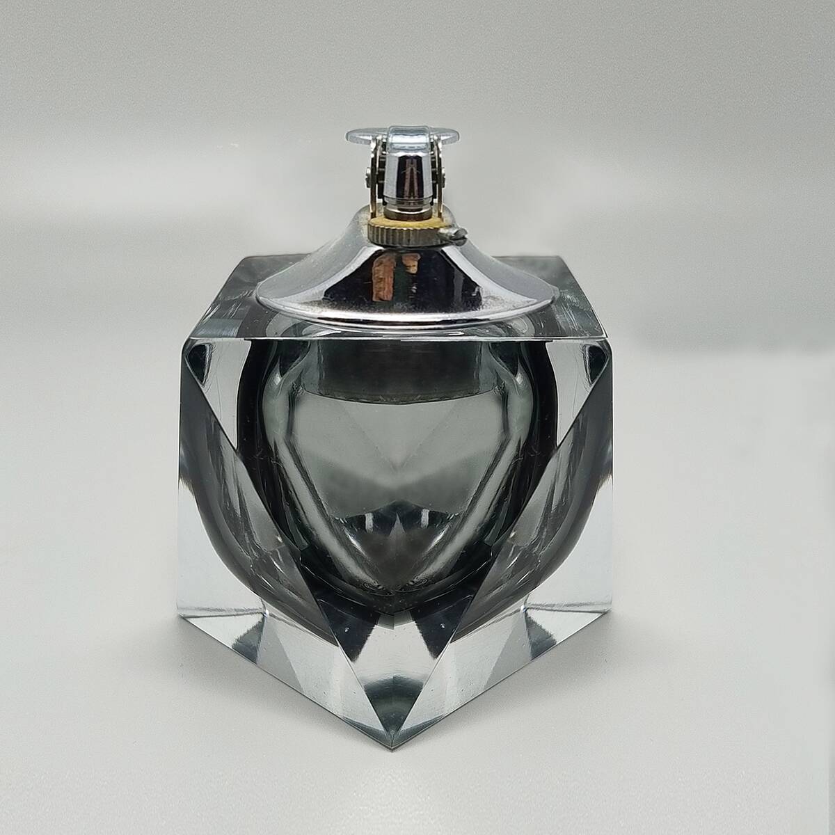 1960s Stunning Table Lighter in Murano Sommerso Glass By Flavio Poli for Se