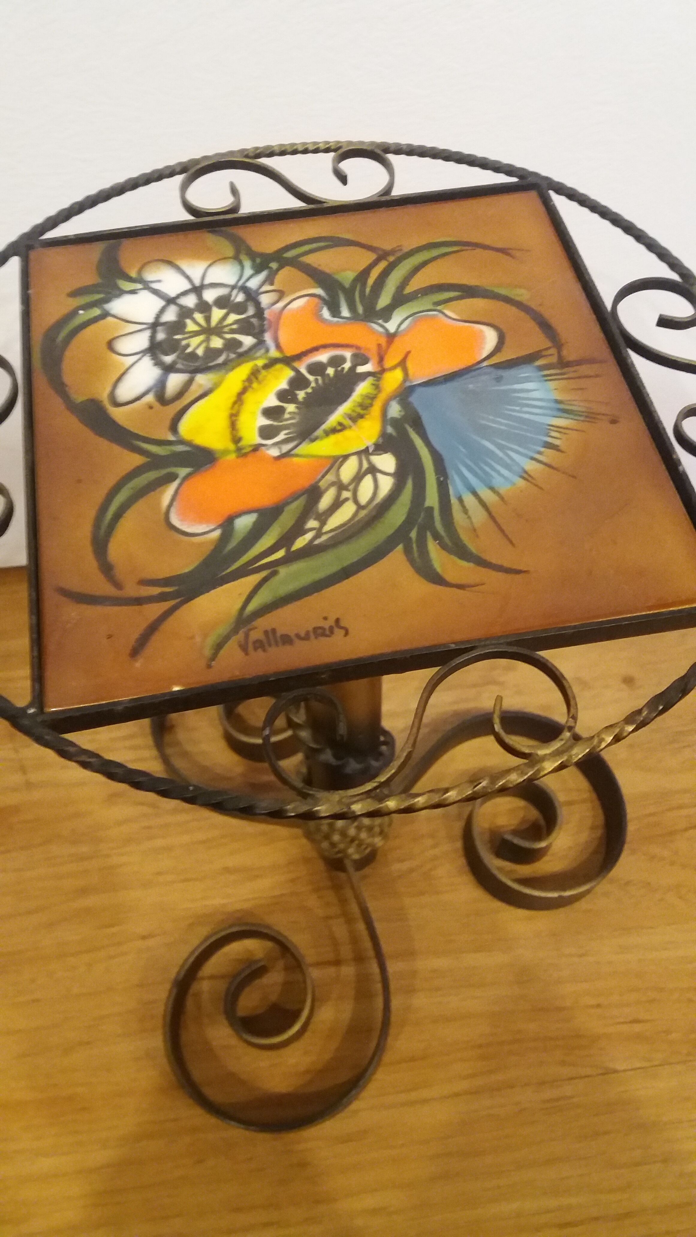 Vallauris plant carrier