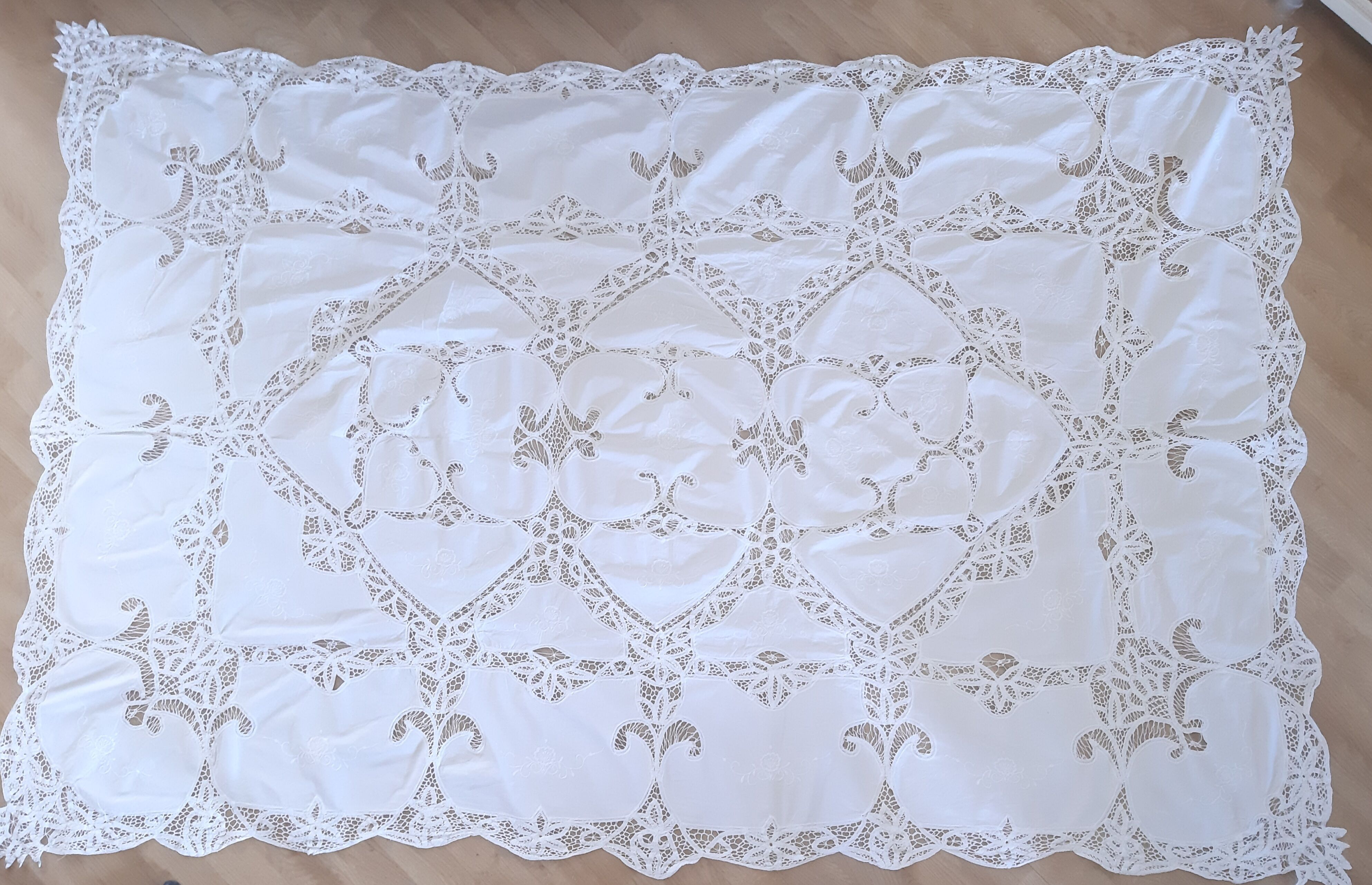 Nappe ancienne de cérémonie 230 x 150