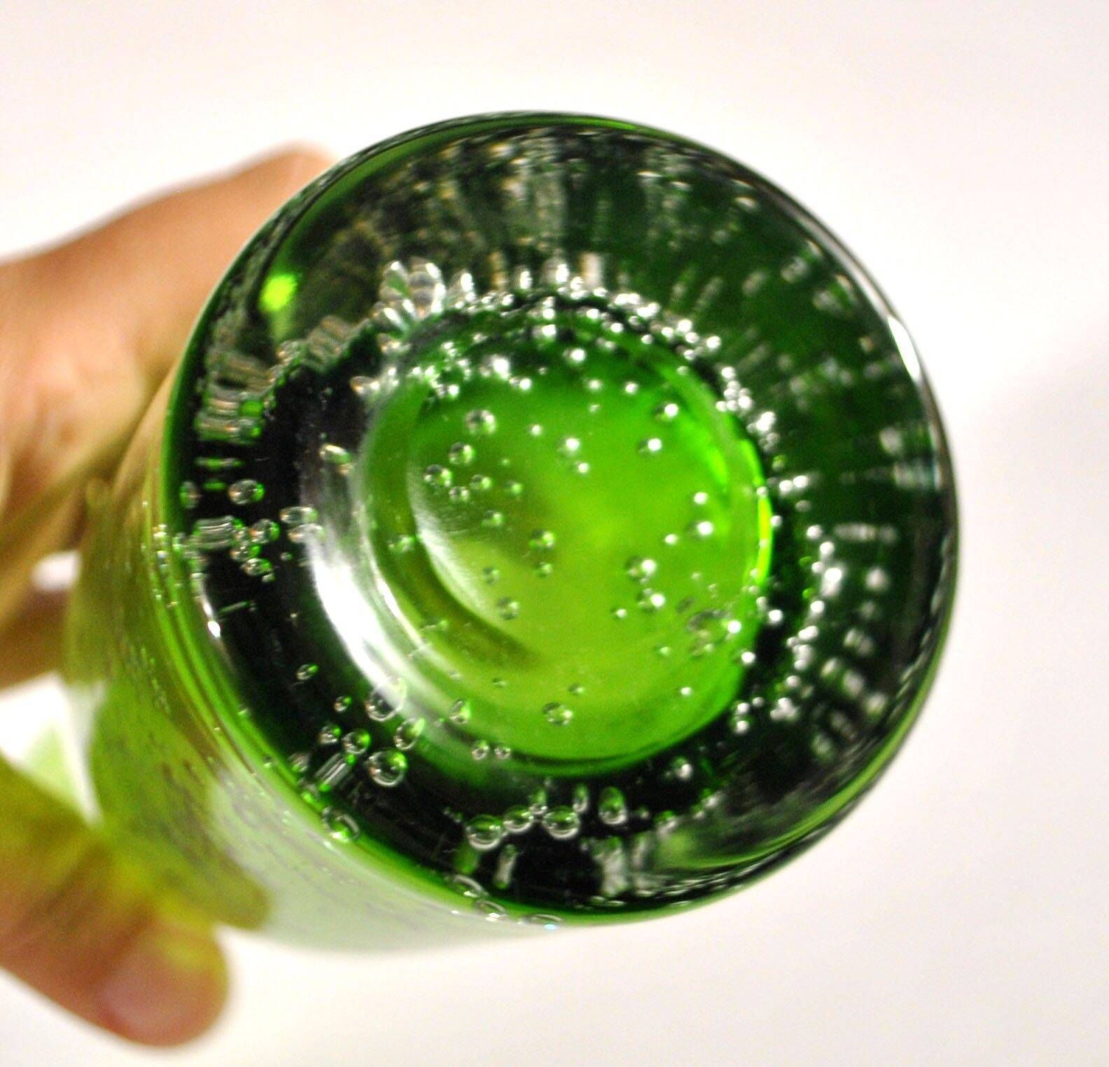 Vintage green bubble glass bottle vase - Biot glassware? – soliflore H27cm