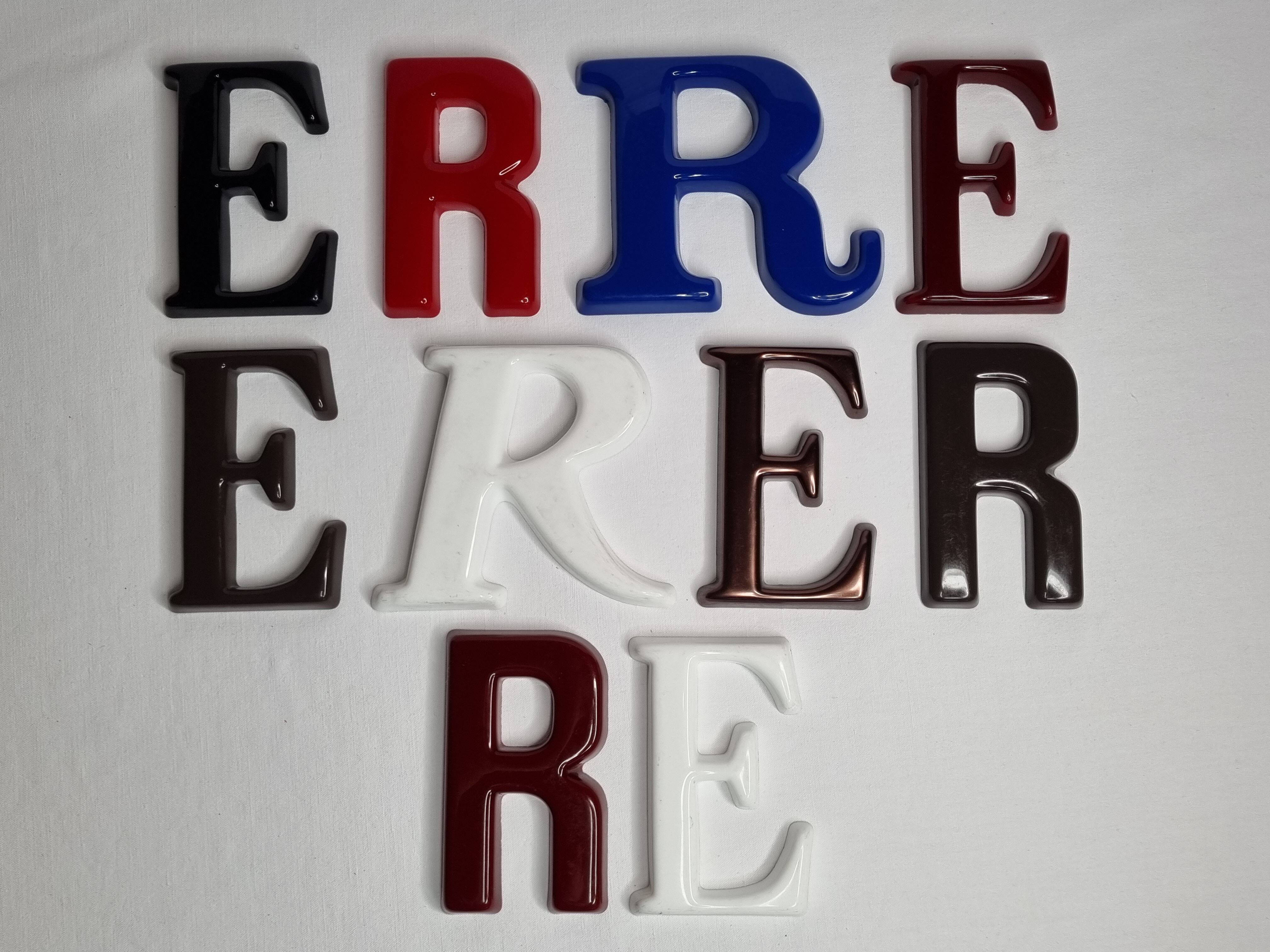 Set of 10 vintage sign letters, 11.5 cm