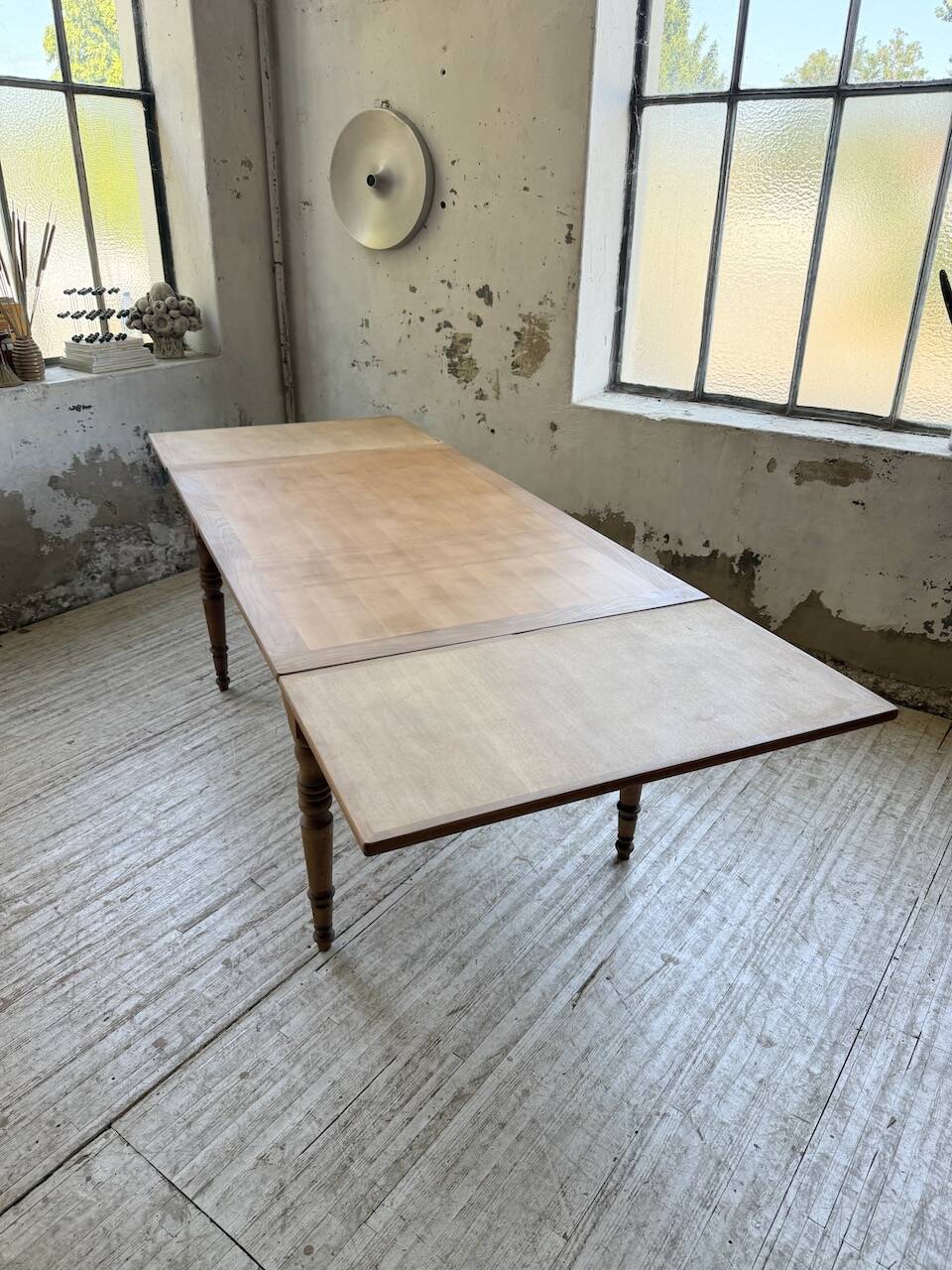 Table de ferme noyer à rallonges 150-250cm