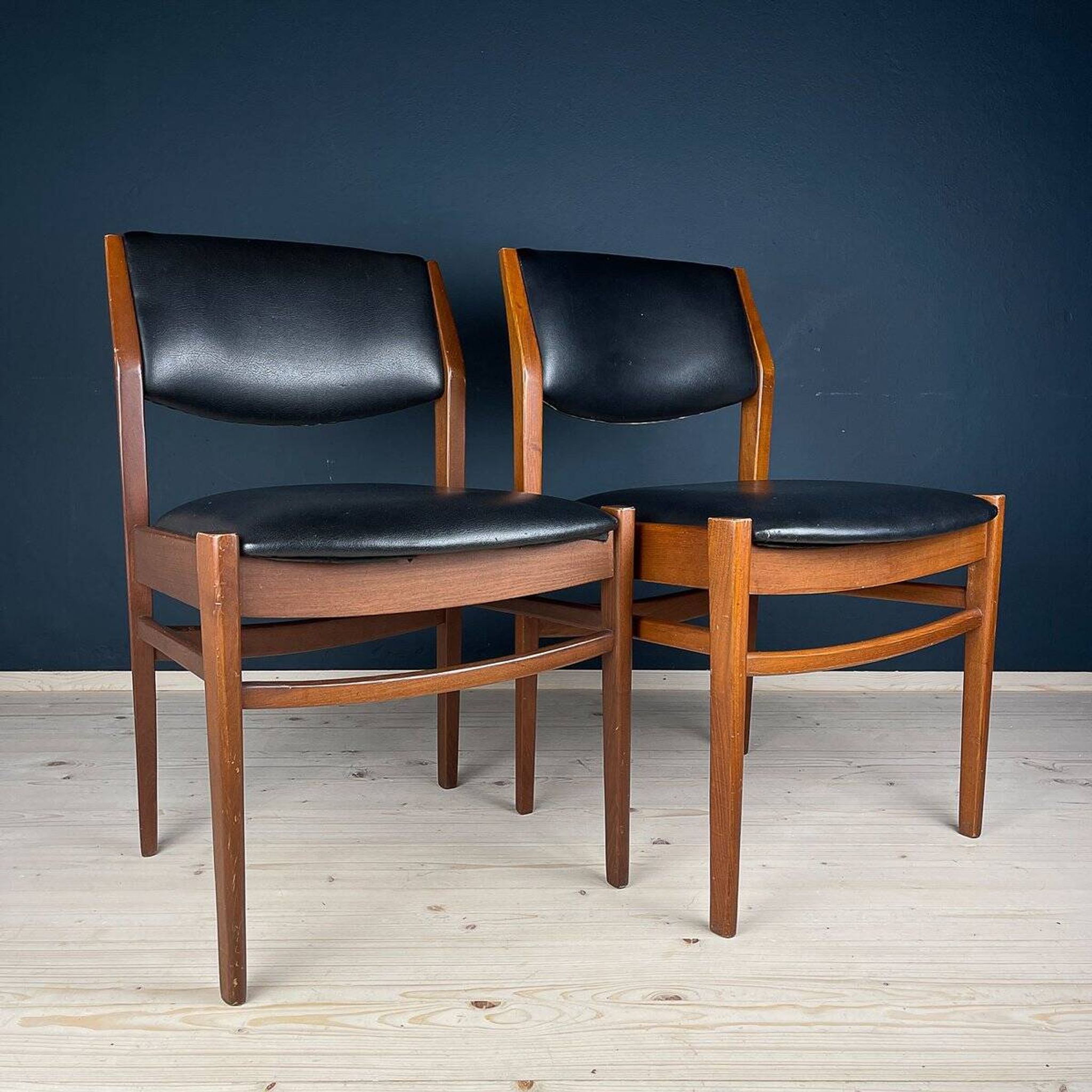 Mid-century dining chair set, Italy, 1970s