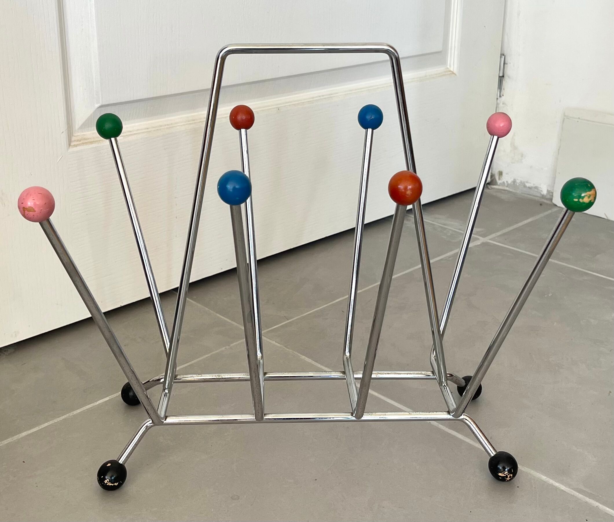 Sputnik magazine holder 1970