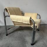 Fauteuil années 80 avec revêtement en bouclé jaune