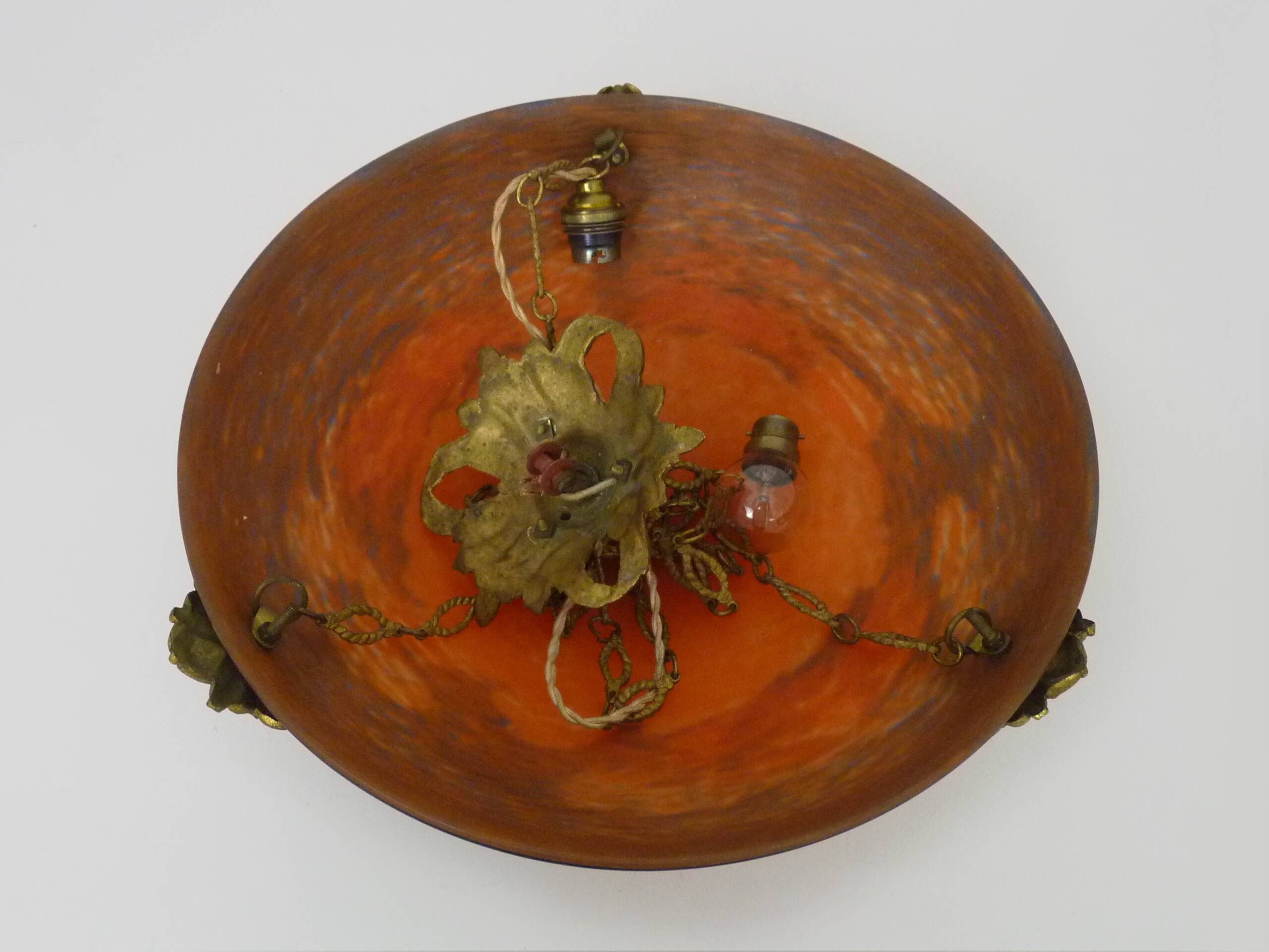 Art Deco 1 Feu Noverdy France basin pendant light in marmoreal glass paste