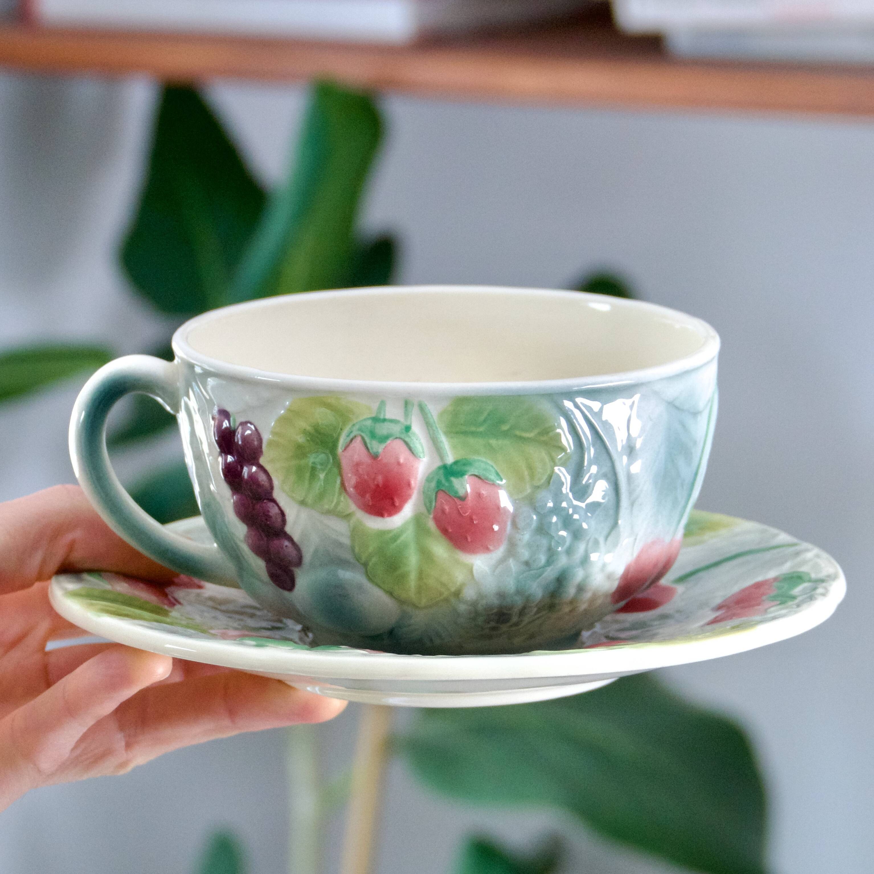 Large St Clément barbotine breakfast/chocolate mug