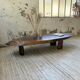 Table basse années 50 plateau bois exotique XXL