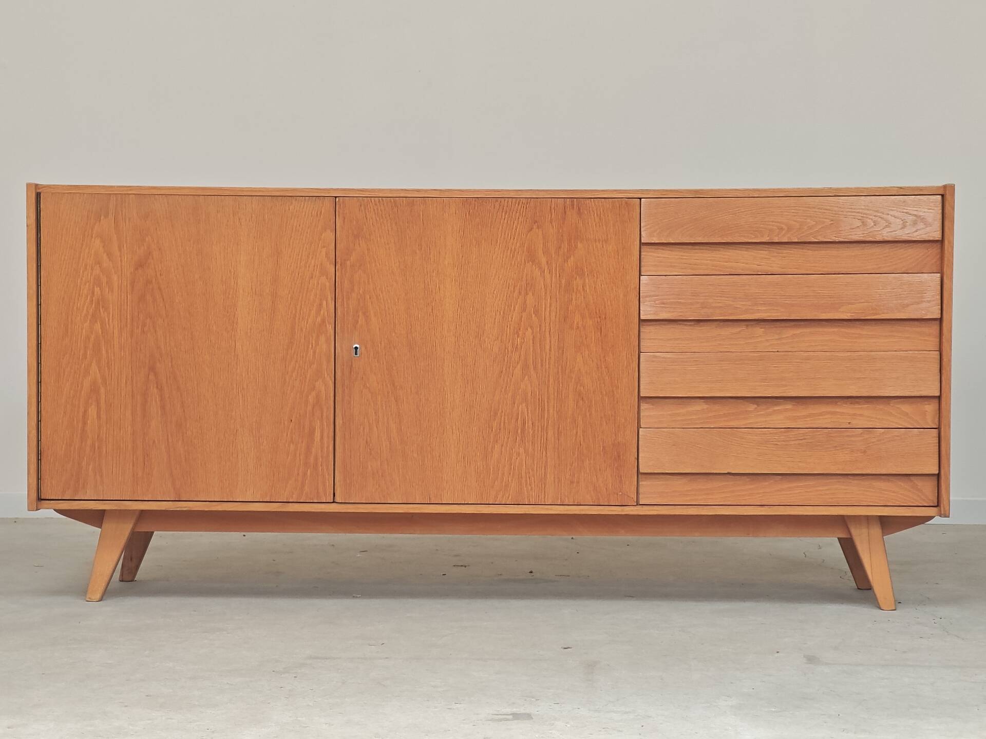 Enfilade U460 light wood by Jiri Jiroutek for Interier Praha 1960