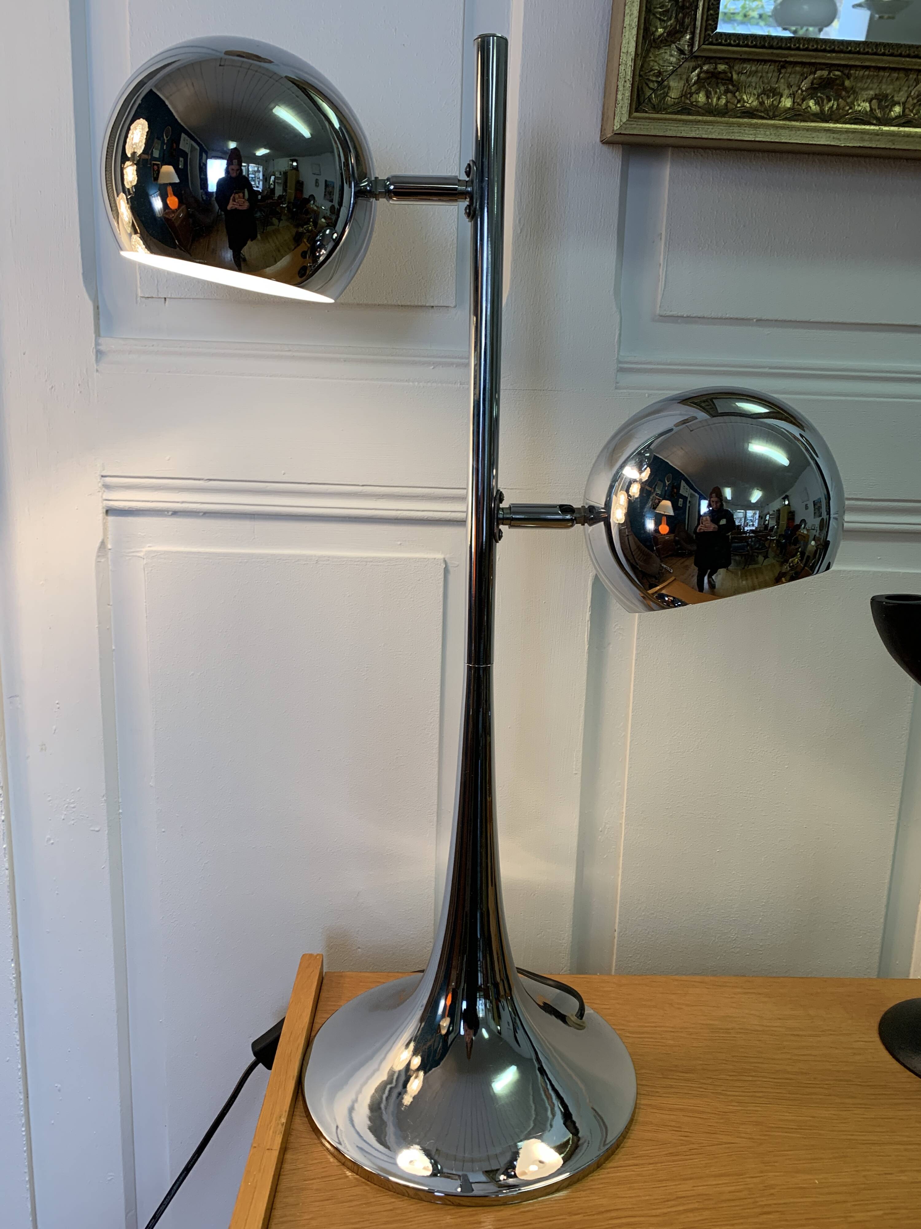 2-light eyeball lamp