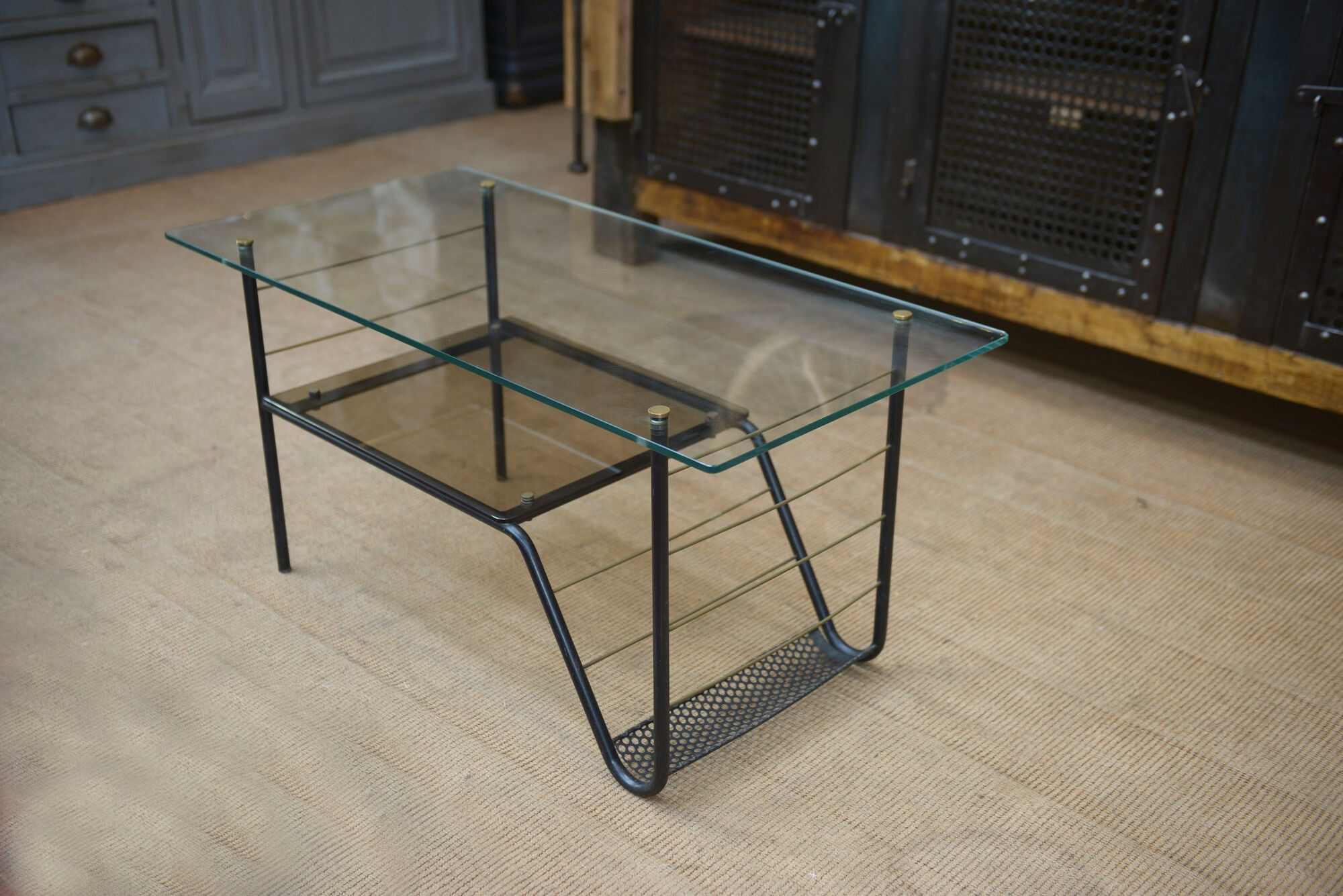 Vintage coffee table in metal and glass 1960 with 2 trays