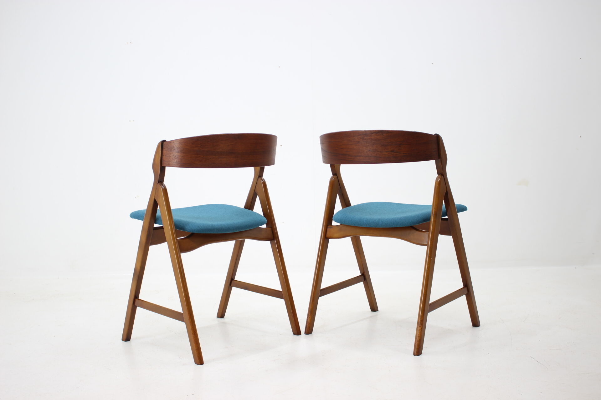 1960s Dining chairs by Henning Kjaernulf for Boltinge Støle Møbelfabrik, set of 4