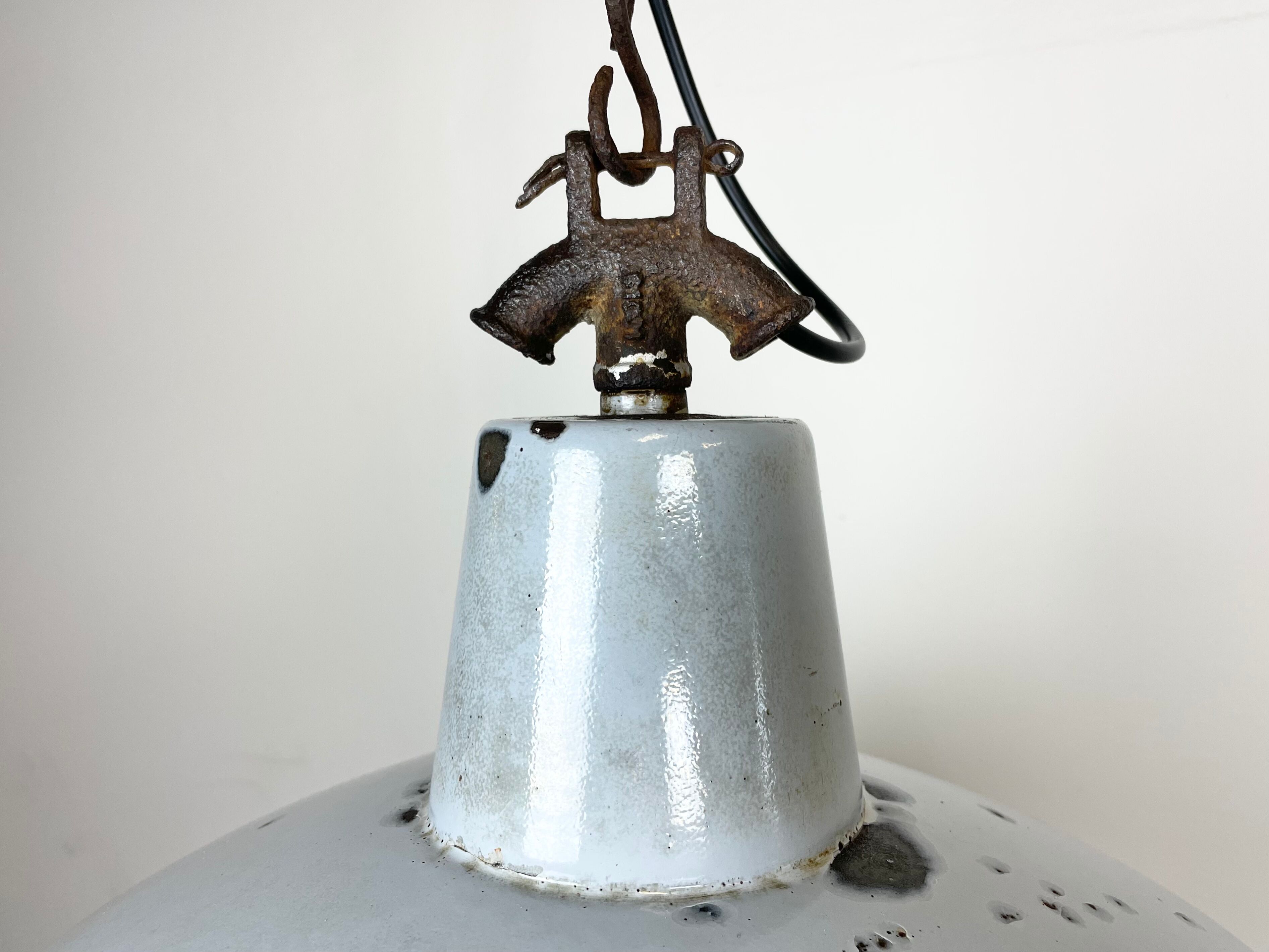 Industrial light grey enamel factory lamp with cast iron top, 1950s