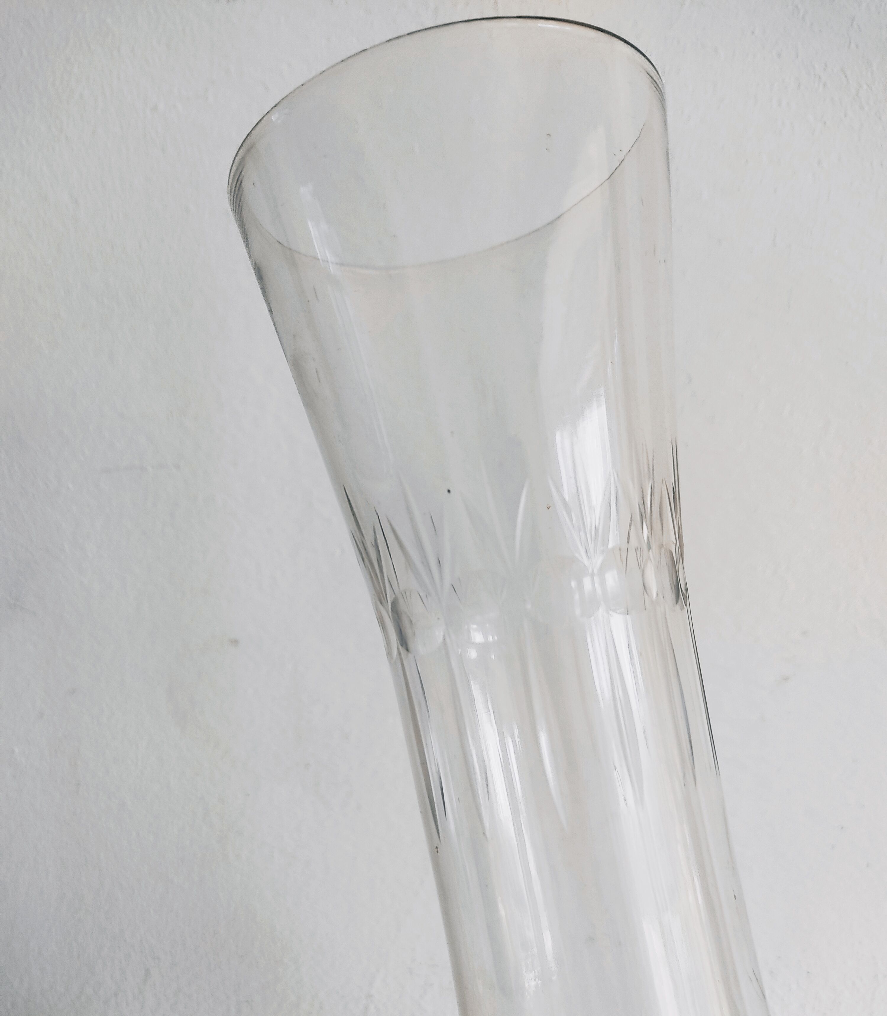 Transparent glass vase 28.5 cm