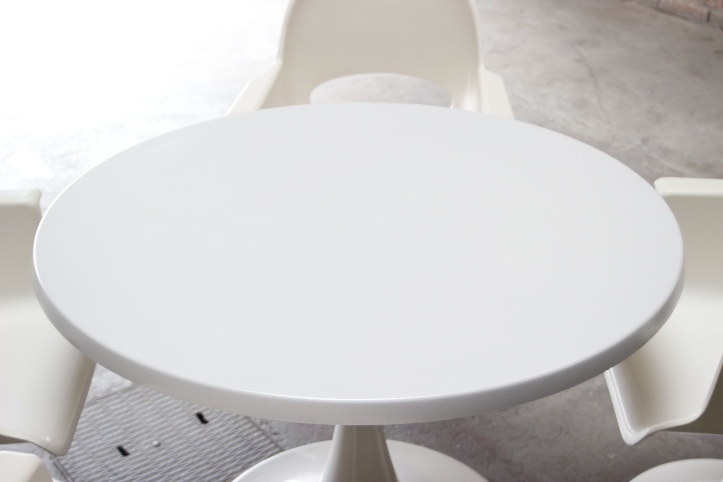Dining Room Table and Chairs at Kurz's Tulipe Space Age, 1970s