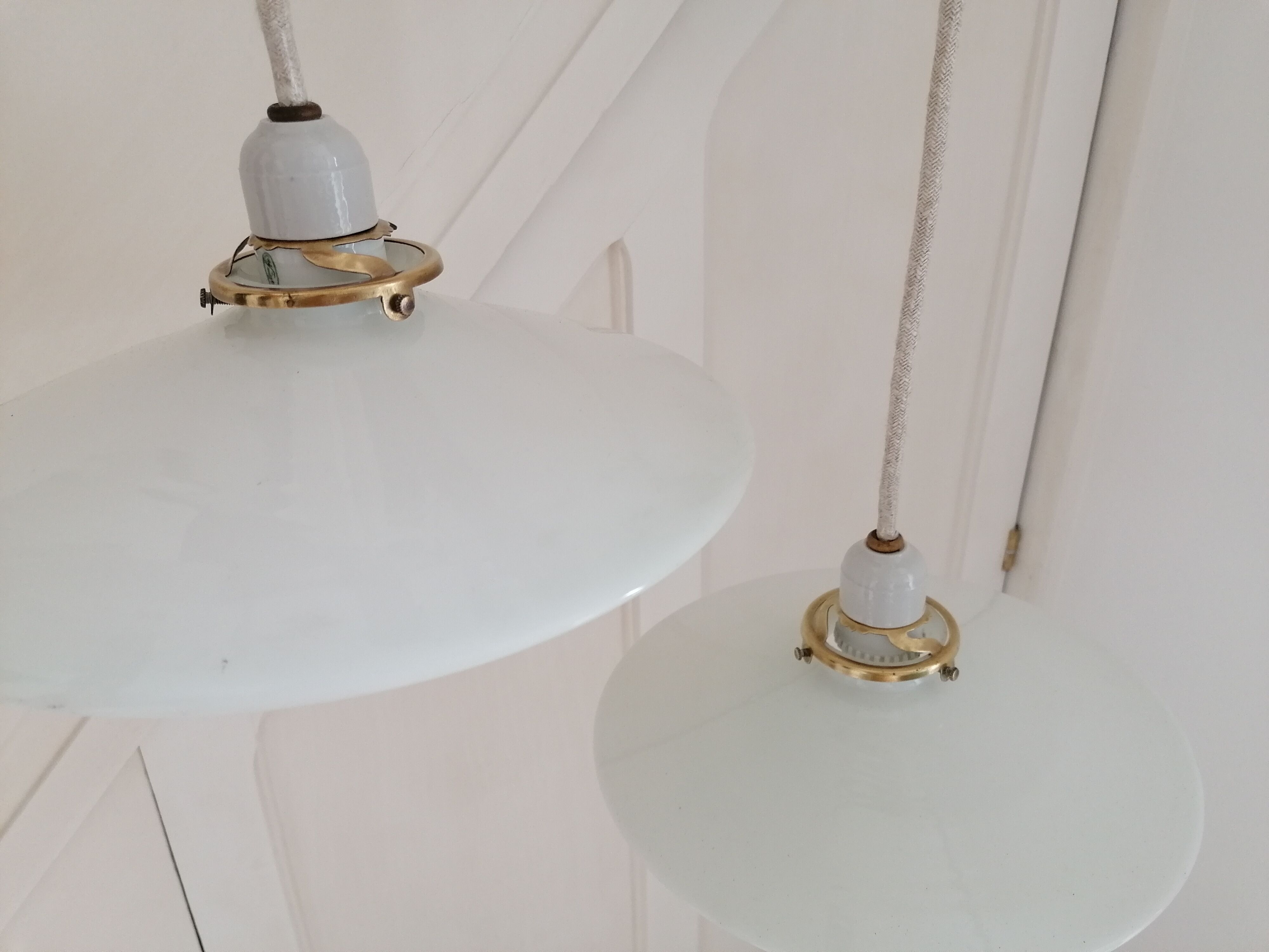 Opaline hanging lamps