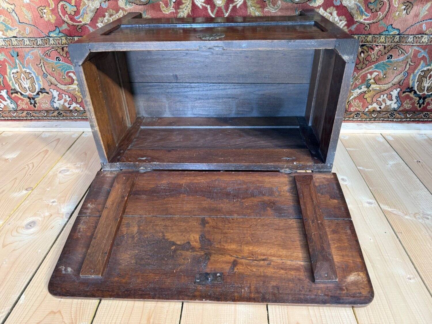 Louis XIII oak solid wood bank chest