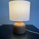 Lampe pied bois avec abat jour blanc