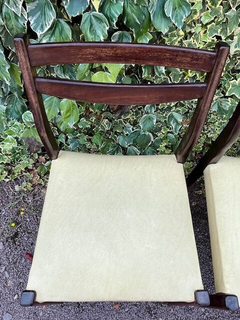 6 Scandinavian chairs with pale yellow skai seats