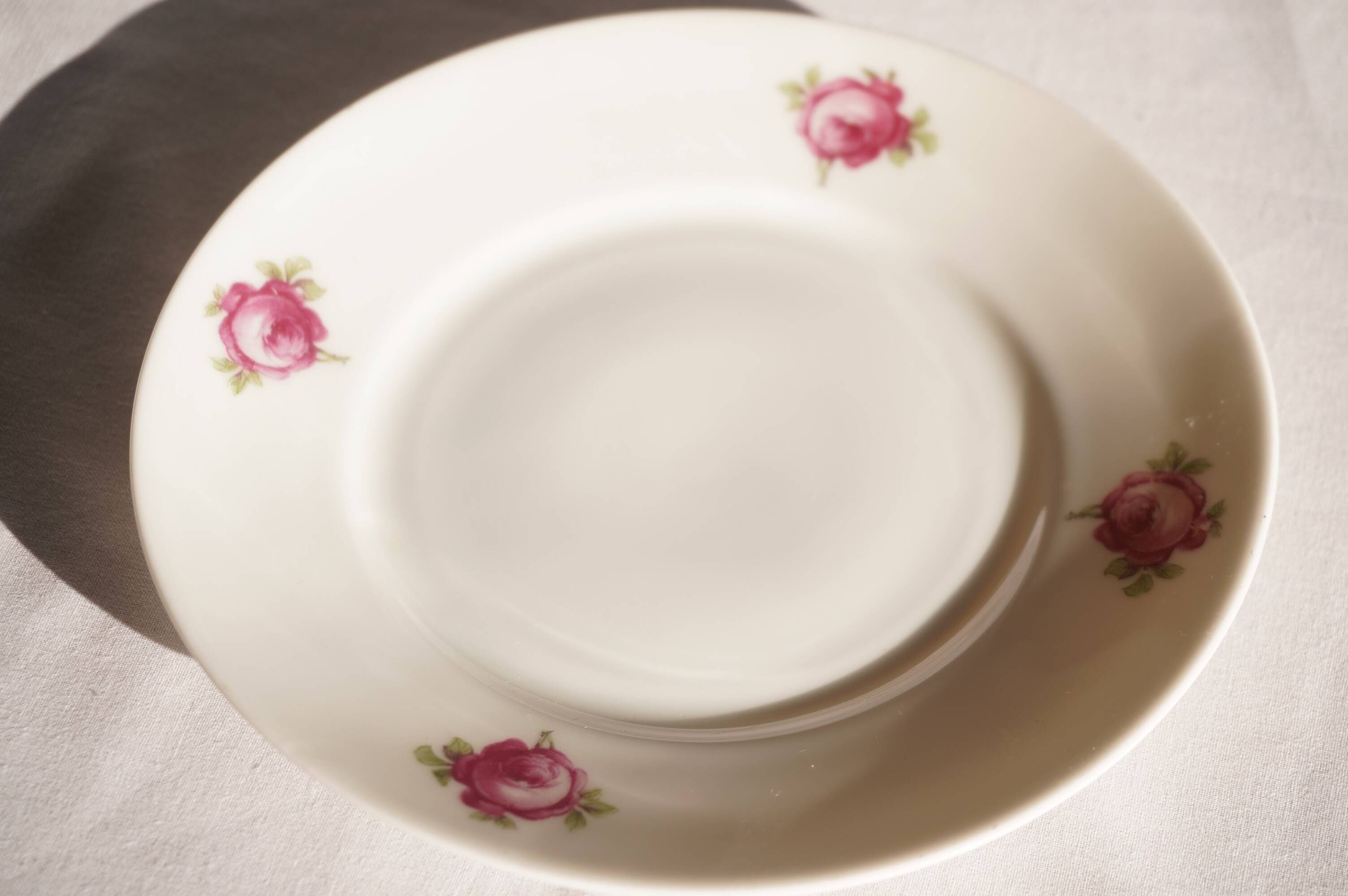 Set of 5 dessert plates with floral decoration, Epiag, Czechoslovakia