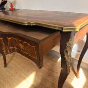 Louis XV style desk inlaid with floral decoration – One drawer