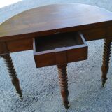 Table demi-lune