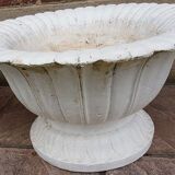 Old set of 2 flower pots in beton