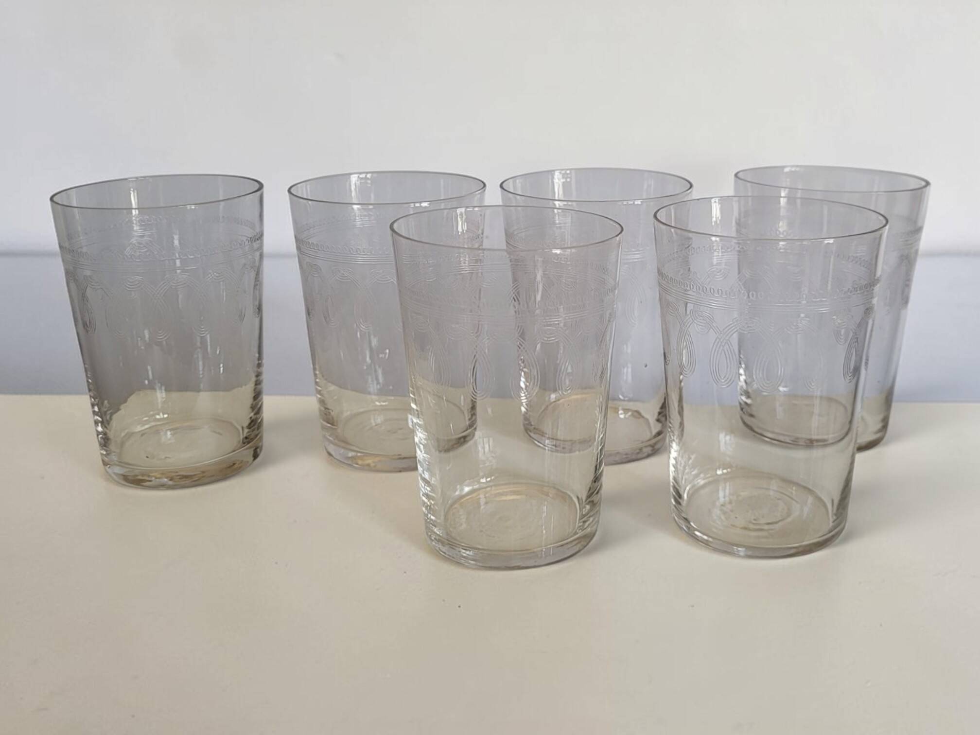 6 water tumblers