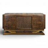 Brutalist enfilade with diamond points