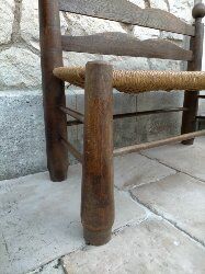 Mulched bench for children