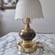Lampe doré opaline vintage
