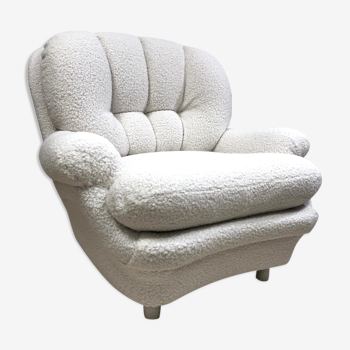 Vintage 80s shell armchair in curly wool