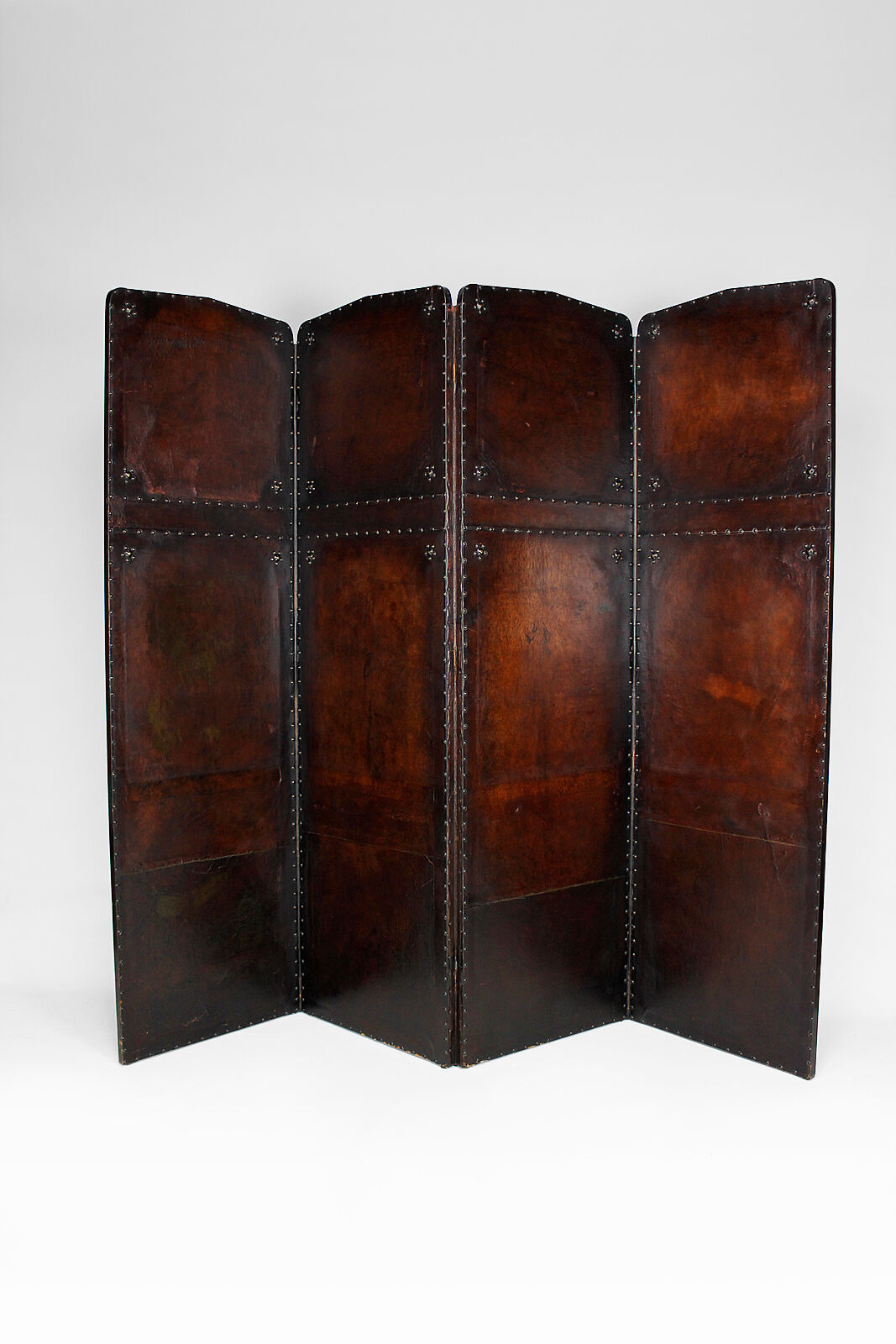 Old screen in patinated leather, circa 1900
