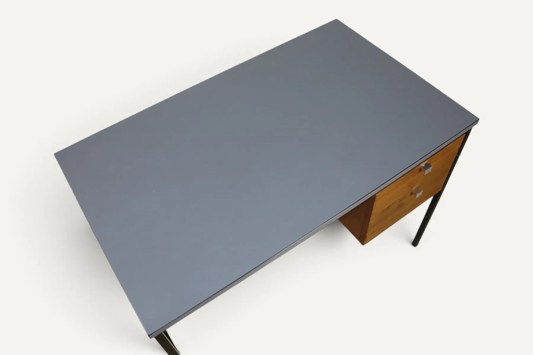 Desk CM217 by Pierre Paulin for Thonet – 1960s