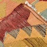 Tapis Kilim turc vintage rouge et vert 4x7 135x210 cm SK 2239