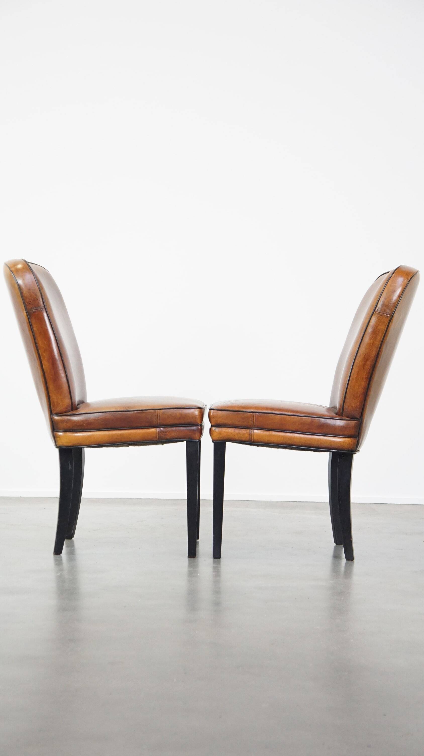 4 chaises de salle à manger en cuir de mouton marron