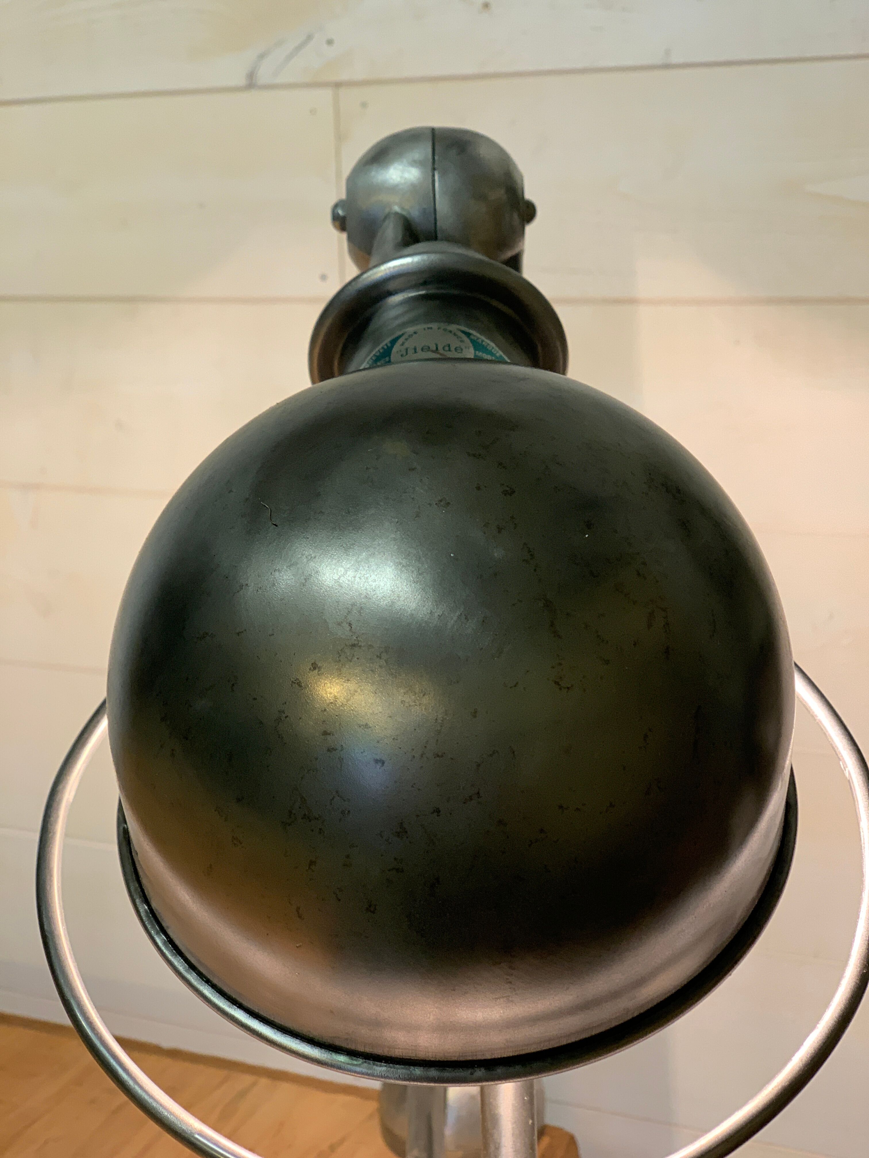 2-arm jieldé lamp 1960