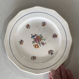 4 petites assiettes anciennes