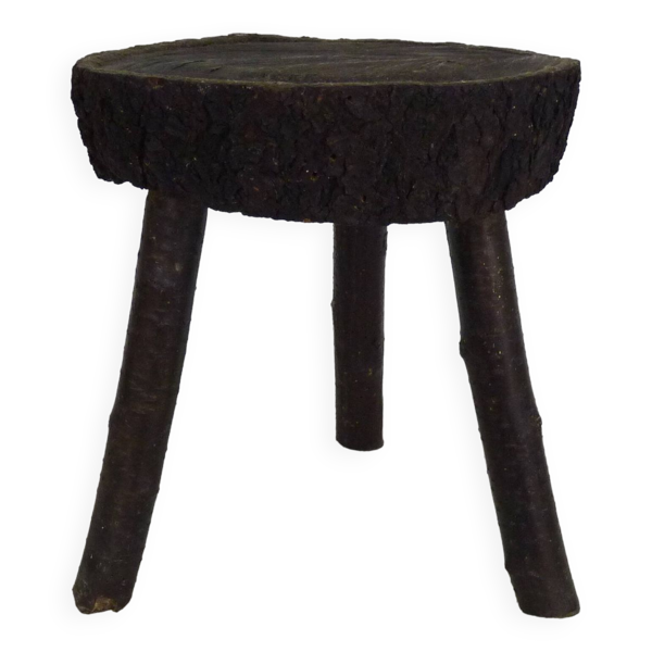 Tabouret de traite tripode en chêne, art paysan Ariège, France (XIXe siècle)