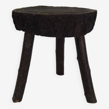 Tripod oak milking stool, Ariège peasant art, France (19th century)